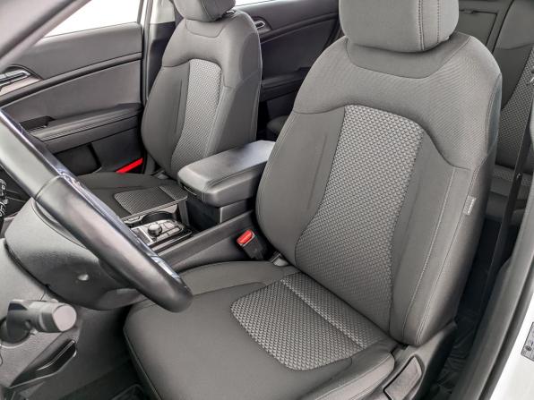 Kia Sportage V с пробегом 2022 года, цена 3 450 000 рублей, 40850 км, внедорожник, Автокод Объявления