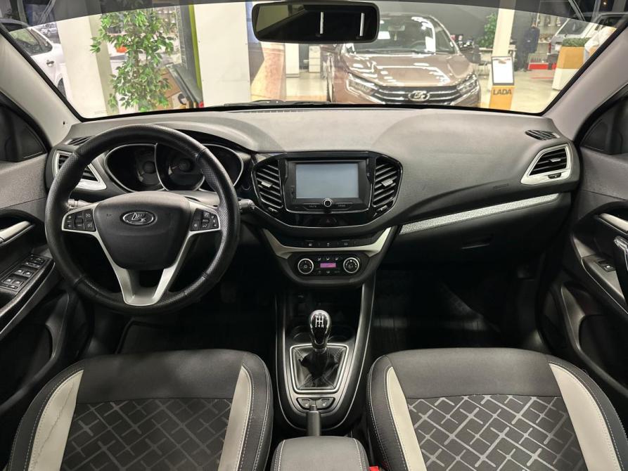 Lada (ВАЗ) Vesta I Москва  - изображение 8