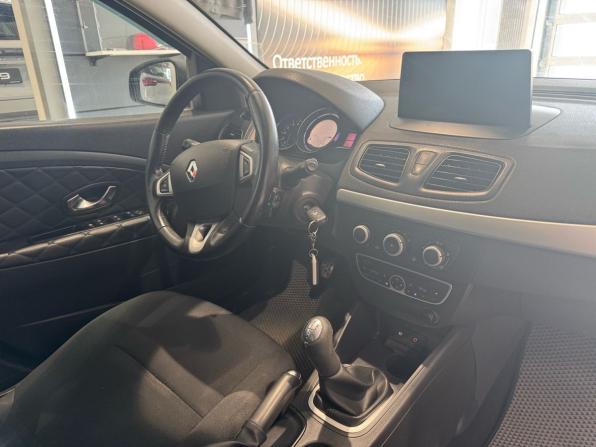 Renault Megane III с пробегом 2011 года, цена 569 000 рублей, 245000 км, хэтчбек, Автокод Объявления
