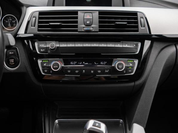 BMW 3 серии VI (F3x) Рестайлинг с пробегом 2017 года, цена 3 499 000 рублей, 44270 км, седан, Автокод Объявления
