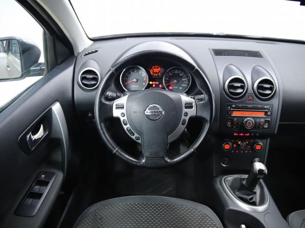 Nissan Qashqai I с пробегом 2009 года, цена 720 000 рублей, 356082 км, внедорожник, Автокод Объявления