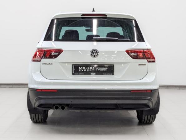 Volkswagen Tiguan II с пробегом 2018 года, цена 2 470 000 рублей, 91331 км, внедорожник, Автокод Объявления