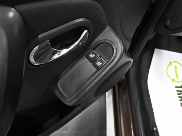 Renault Duster I Рестайлинг с пробегом 2016 года, цена 1 395 000 рублей, 119745 км, внедорожник, Автокод Объявления