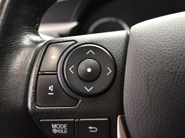 Toyota Corolla XI (E160 E170 E180) с пробегом 2013 года, цена 1 535 000 рублей, 63075 км, седан, Автокод Объявления