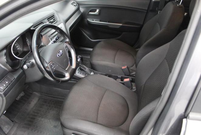 Kia Rio III Рестайлинг с пробегом 2015 года, цена 1 050 000 рублей, 72656 км, хэтчбек, Автокод Объявления
