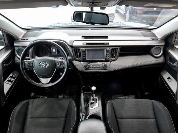 Toyota RAV4 IV (XA40) Рестайлинг с пробегом 2017 года, цена 2 399 000 рублей, 89502 км, внедорожник, Автокод Объявления