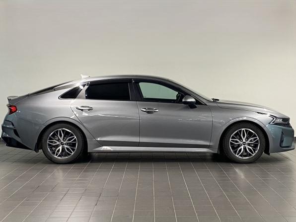 Kia K5 III с пробегом 2022 года, цена 2 210 000 рублей, 88881 км, седан, Автокод Объявления