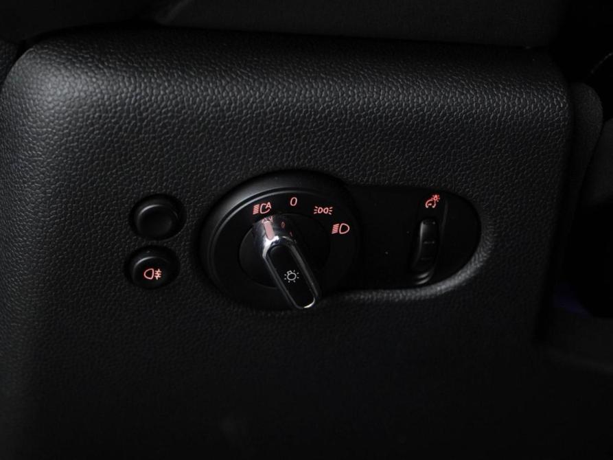 Mini Hatch III (F55/F56) Рестайлинг Москва  - изображение 16