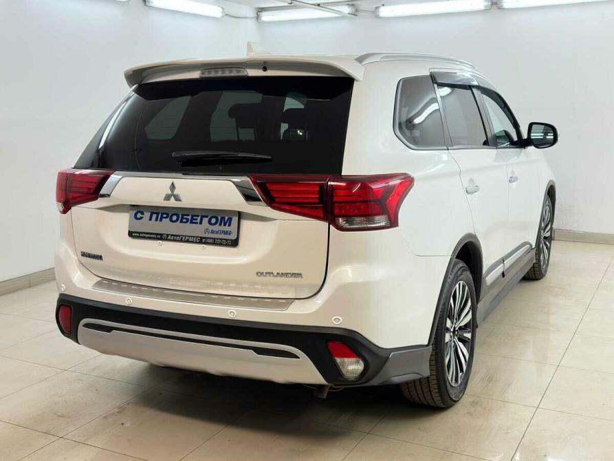Mitsubishi Outlander III Рестайлинг 3 Москва  - изображение 4