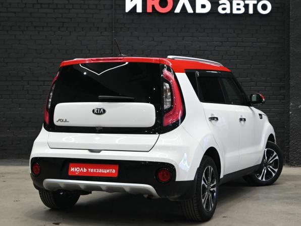 Kia Soul II Рестайлинг с пробегом 2017 года, цена 1 640 000 рублей, 115800 км, хэтчбек, Автокод Объявления