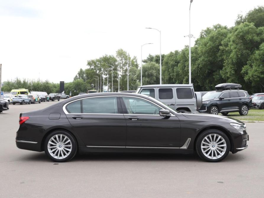 BMW 7 серии VI (G11/G12) Москва  - изображение 4