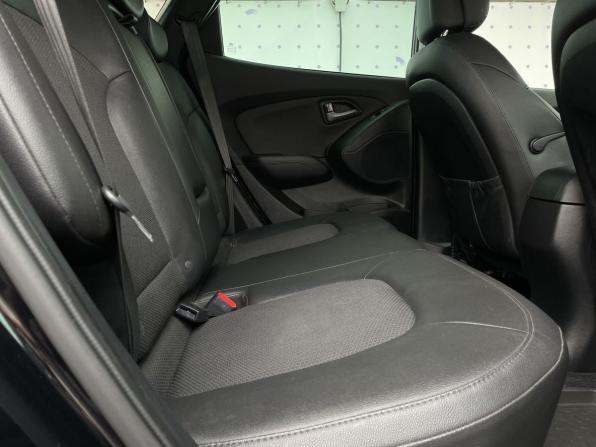 Hyundai ix35 I Рестайлинг с пробегом 2014 года, цена 1 550 000 рублей, 120937 км, внедорожник, Автокод Объявления
