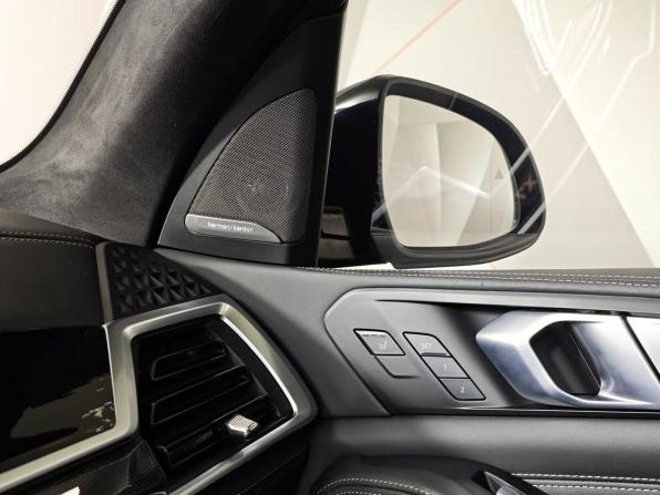 BMW X7 I (G07) Рестайлинг с пробегом 2024 года, цена 13 950 000 рублей, 25455 км, внедорожник, Автокод Объявления