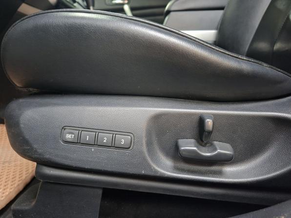 Mazda CX-7 I Рестайлинг с пробегом 2011 года, цена 1 099 000 рублей, 130143 км, внедорожник, Автокод Объявления