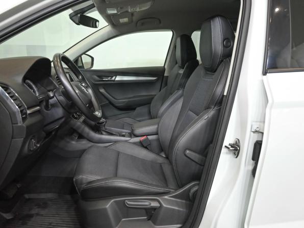 Skoda Karoq I с пробегом 2021 года, цена 2 750 000 рублей, 46495 км, внедорожник, Автокод Объявления