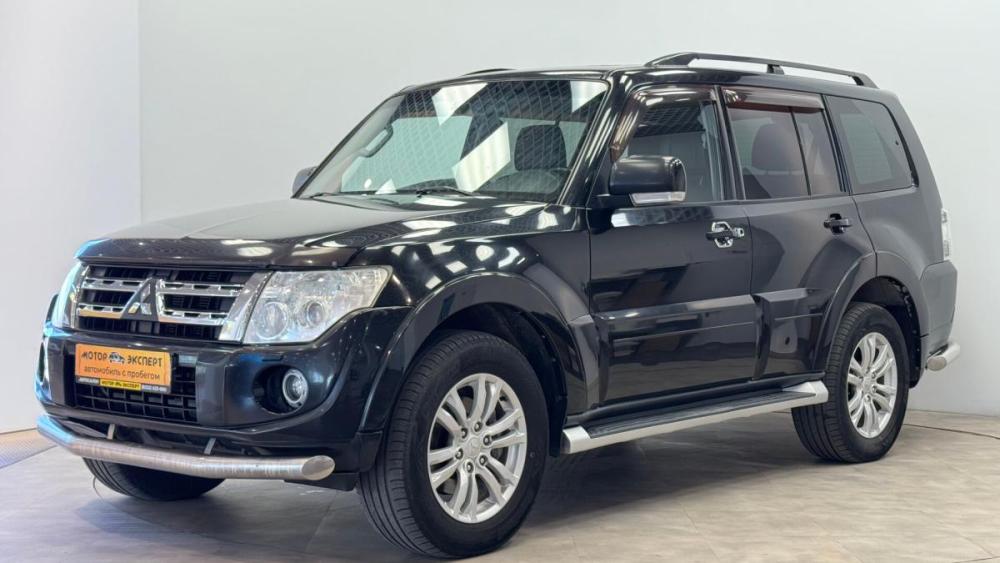 Mitsubishi Pajero IV Рестайлинг 1 Киров  - изображение 1