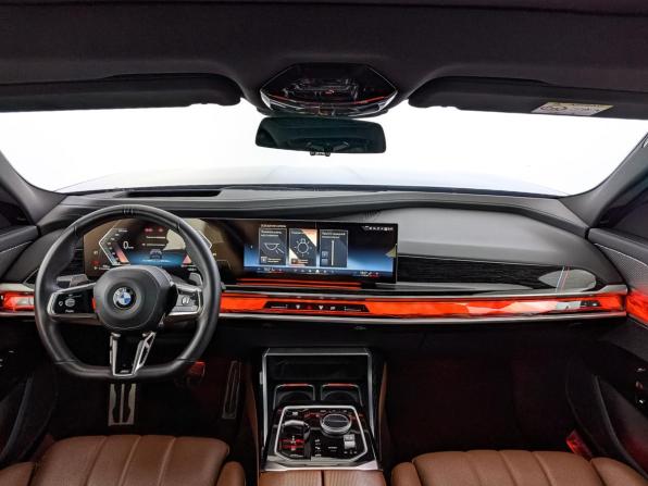 BMW 7 серии VII (G70) с пробегом 2023 года, цена 12 250 000 рублей, 53310 км, седан, Автокод Объявления