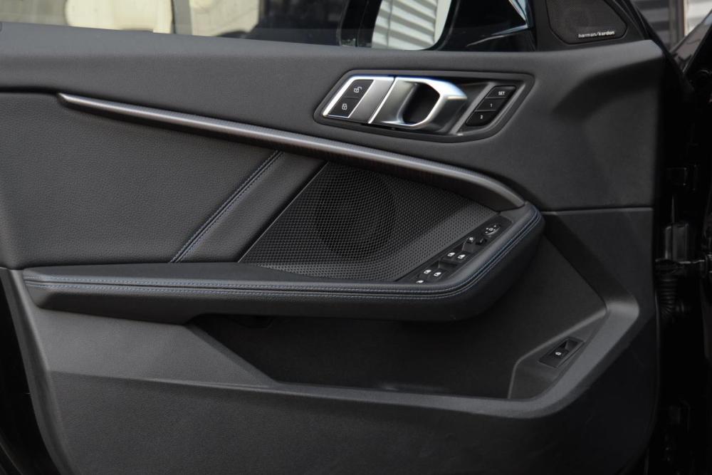BMW 1 серии III (F40) Иркутск  - изображение 23