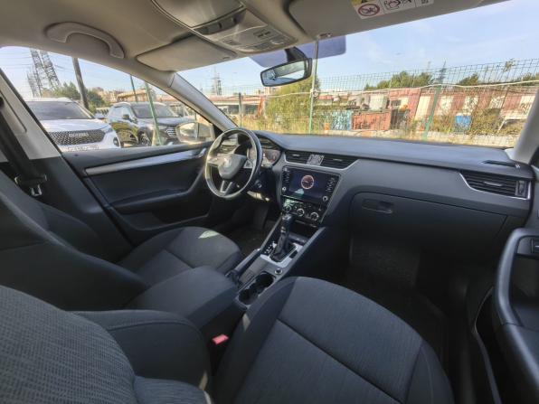 Skoda Octavia III (A7) Рестайлинг с пробегом 2019 года, цена 2 439 000 рублей, 80600 км, лифтбек, Автокод Объявления
