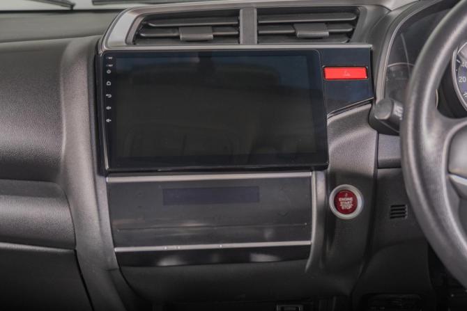 Honda Fit III с пробегом 2013 года, цена 1 149 000 рублей, 142000 км, хэтчбек, Автокод Объявления