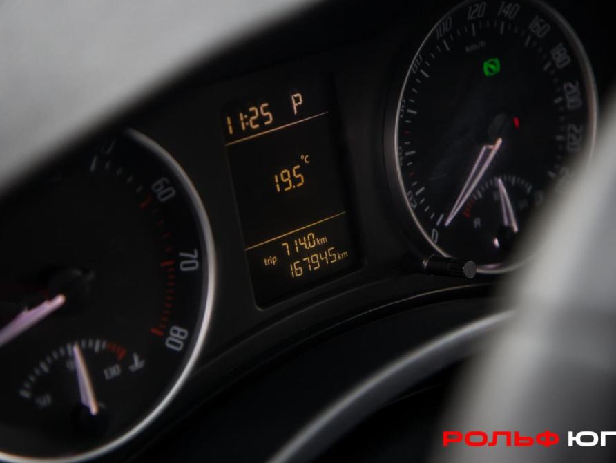 Skoda Octavia II (A5) Рестайлинг Москва  - изображение 10