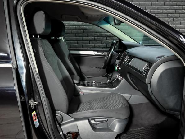 Volkswagen Touareg II с пробегом 2011 года, цена 1 620 000 рублей, 264190 км, внедорожник, Автокод Объявления
