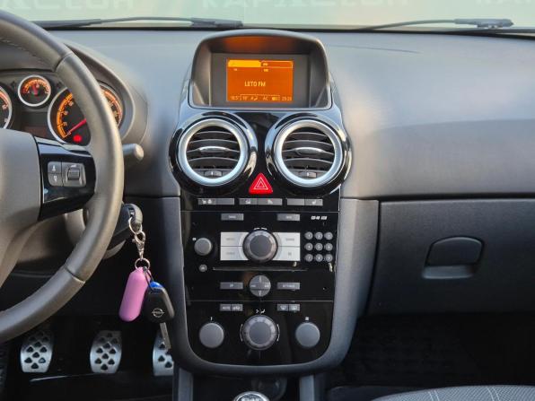 Opel Corsa D Рестайлинг II с пробегом 2013 года, цена 777 000 рублей, 34606 км, хэтчбек, Автокод Объявления