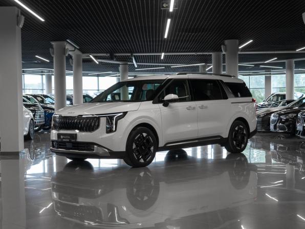 Kia Carnival IV Рестайлинг с пробегом 2025 года, цена 5 600 000 рублей, 12428 км, минивэн, Автокод Объявления