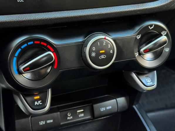 Kia Rio IV с пробегом 2019 года, цена 1 499 000 рублей, 126578 км, седан, Автокод Объявления