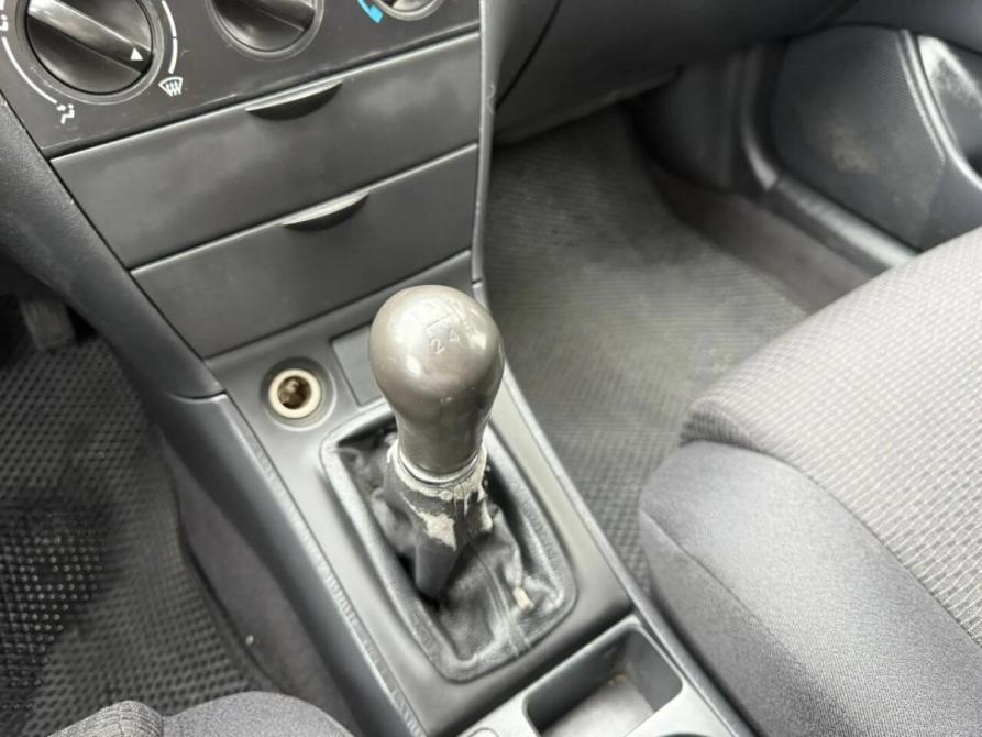 Toyota Corolla IX (E120 E130) Рестайлинг Набережные Челны  - изображение 13