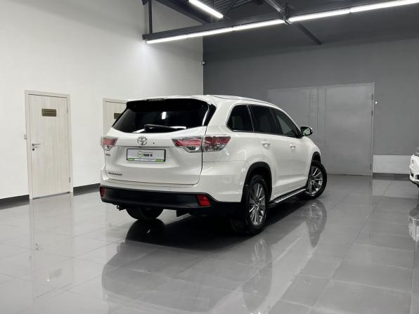 Toyota Highlander III (XU50) с пробегом 2013 года, цена 2 645 000 рублей, 174407 км, внедорожник, Автокод Объявления