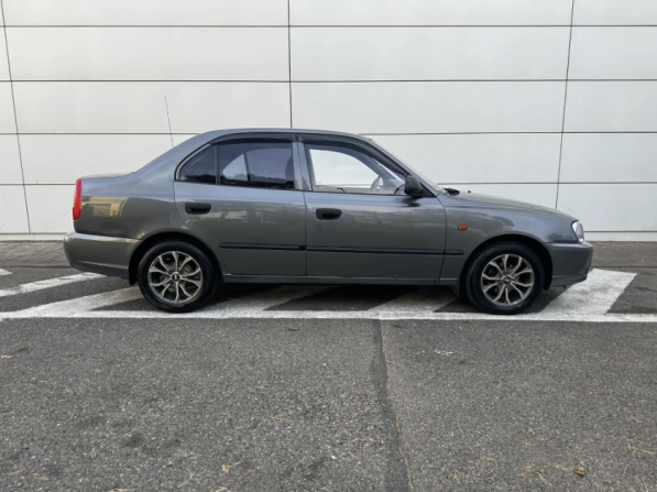 Hyundai Accent II Рестайлинг с пробегом 2004 года, цена 380 000 рублей, 280000 км, седан, Автокод Объявления