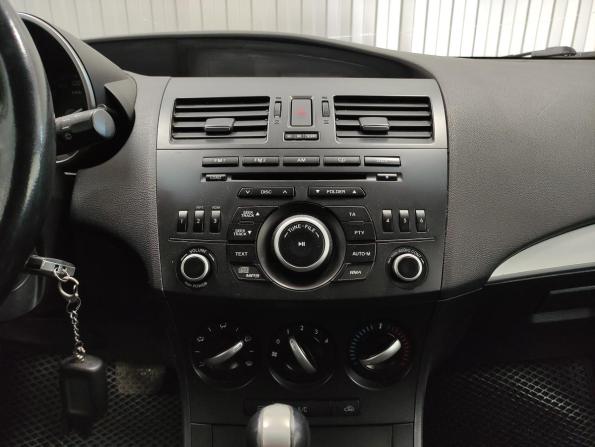 Mazda 3 II (BL) Рестайлинг с пробегом 2012 года, цена 825 000 рублей, 202720 км, хэтчбек, Автокод Объявления
