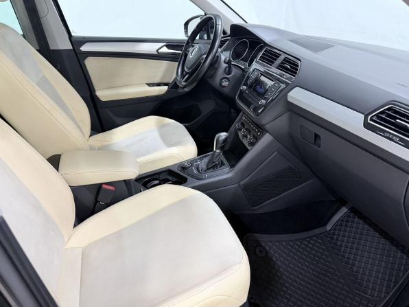 Volkswagen Tiguan II с пробегом 2017 года, цена 2 180 000 рублей, 269190 км, внедорожник, Автокод Объявления