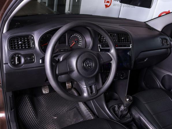 Volkswagen Polo V с пробегом 2014 года, цена 690 000 рублей, 238000 км, седан, Автокод Объявления