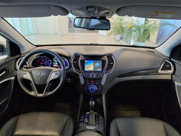 Hyundai Santa Fe III с пробегом 2013 года, цена 2 290 000 рублей, 52455 км, внедорожник, Автокод Объявления
