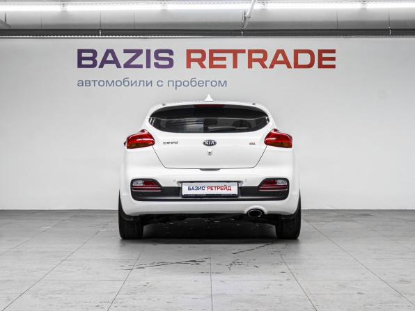Kia Ceed II Рестайлинг с пробегом 2017 года, цена 1 599 000 рублей, 154066 км, хэтчбек, Автокод Объявления