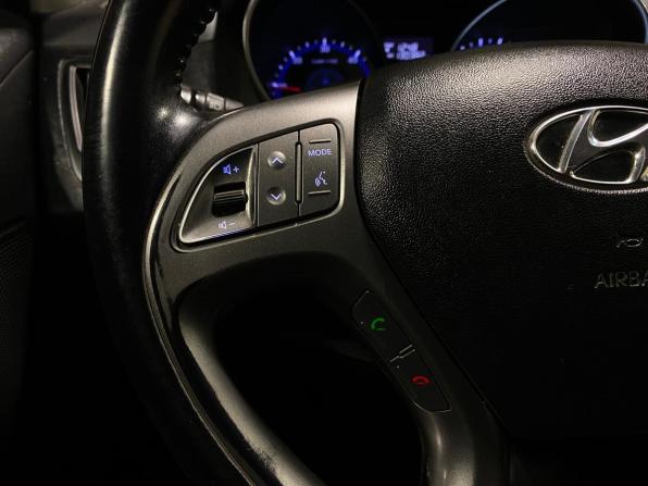 Hyundai ix35 I Рестайлинг с пробегом 2014 года, цена 1 450 000 рублей, 130381 км, внедорожник, Автокод Объявления