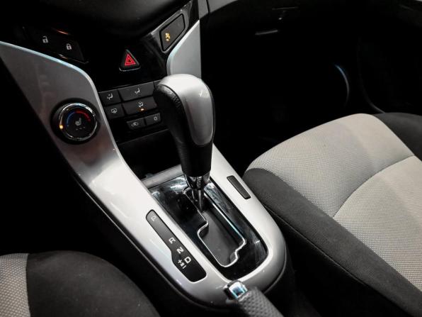 Chevrolet Cruze I Рестайлинг с пробегом 2013 года, цена 1 000 000 рублей, 70182 км, седан, Автокод Объявления