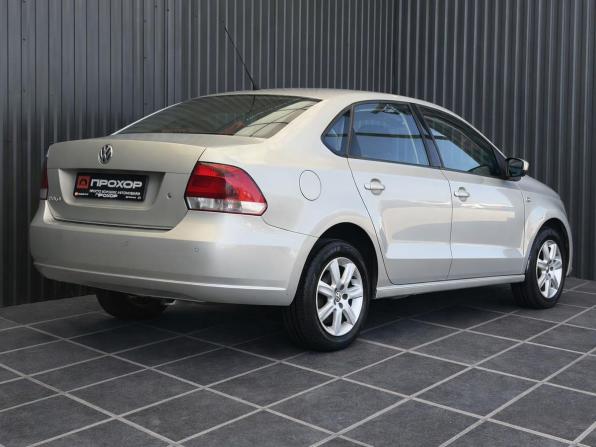 Volkswagen Polo V с пробегом 2011 года, цена 797 000 рублей, 174269 км, седан, Автокод Объявления