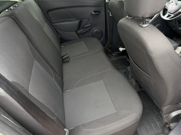 Renault Sandero II Рестайлинг с пробегом 2019 года, цена 1 080 000 рублей, 102012 км, хэтчбек, Автокод Объявления