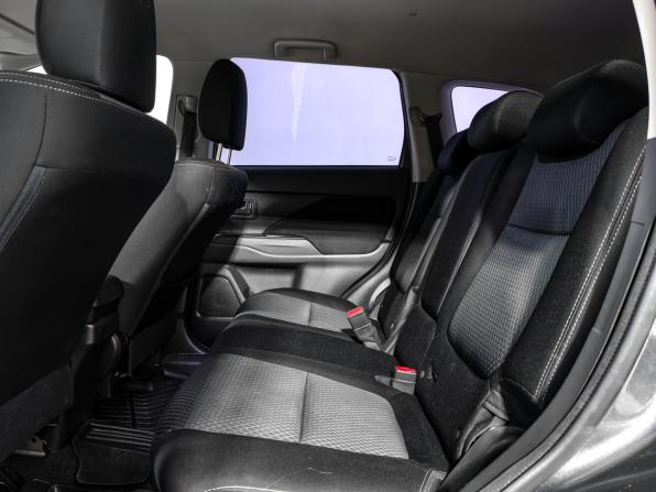 Mitsubishi Outlander III Рестайлинг 3 с пробегом 2018 года, цена 1 649 000 рублей, 219485 км, внедорожник, Автокод Объявления