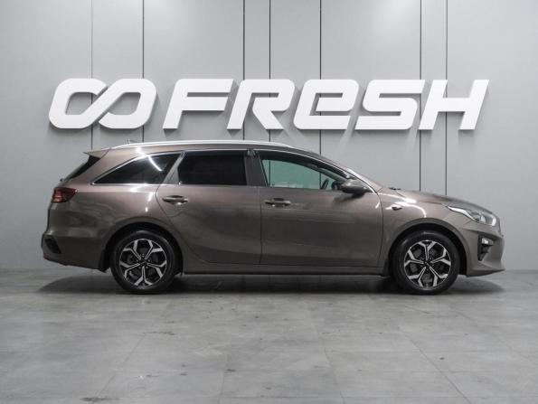 Kia Ceed III с пробегом 2019 года, цена 1 799 000 рублей, 91420 км, универсал, Автокод Объявления