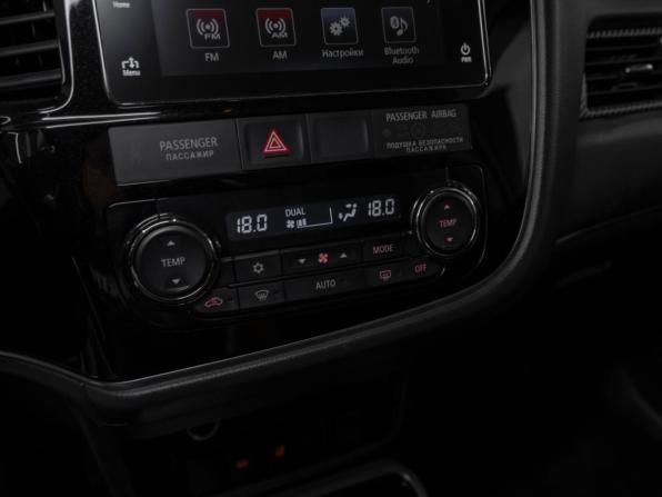Mitsubishi Outlander III Рестайлинг 2 с пробегом 2018 года, цена 1 675 000 рублей, 155525 км, внедорожник, Автокод Объявления