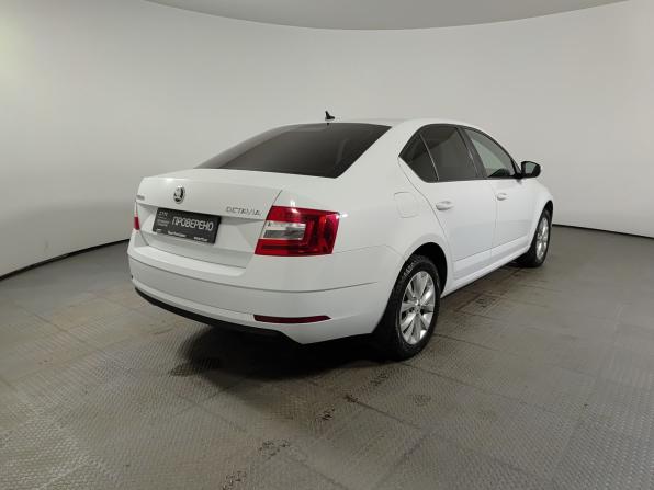 Skoda Octavia III (A7) Рестайлинг с пробегом 2019 года, цена 1 610 000 рублей, 185467 км, лифтбек, Автокод Объявления