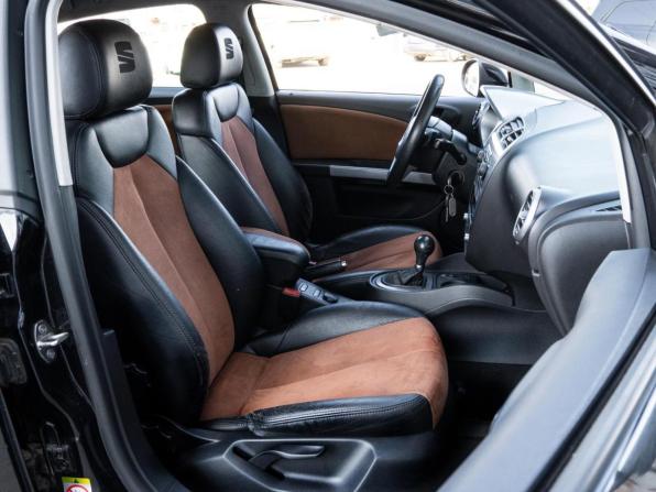 SEAT Leon II Рестайлинг с пробегом 2012 года, цена 765 000 рублей, 281879 км, хэтчбек, Автокод Объявления