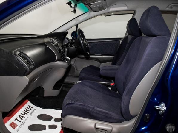 Honda Stream II Рестайлинг с пробегом 2011 года, цена 1 099 500 рублей, 133830 км, компактвэн, Автокод Объявления