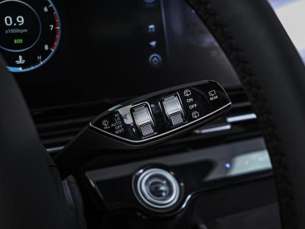 Omoda C5 I с пробегом 2022 года, цена 1 860 000 рублей, 38949 км, внедорожник, Автокод Объявления