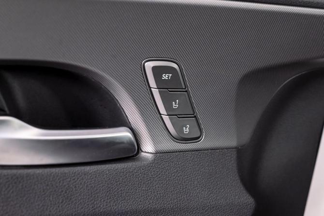 Hyundai Santa Fe IV Рестайлинг с пробегом 2021 года, цена 3 950 000 рублей, 65770 км, внедорожник, Автокод Объявления