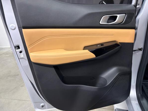 Changan Hunter Plus с пробегом 2024 года, цена 2 697 000 рублей, 57229 км, пикап, Автокод Объявления